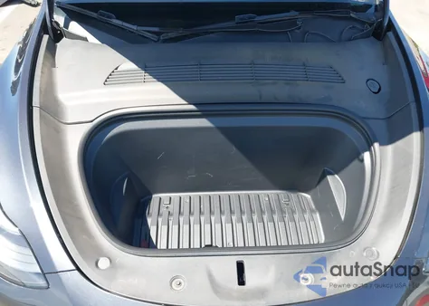 2024 Tesla Model Y Long Range Dual Motor All-Wheel Drive/Rwd from USA, damaged, VIN 7SAYGDED2RF102144